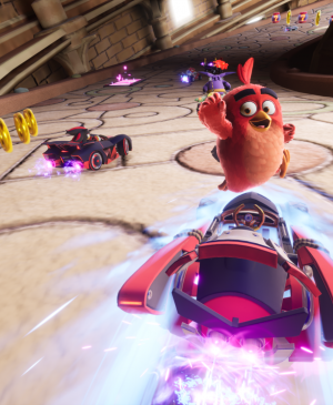 Red de Angry Birds en Sonic Racing CrossWorlds